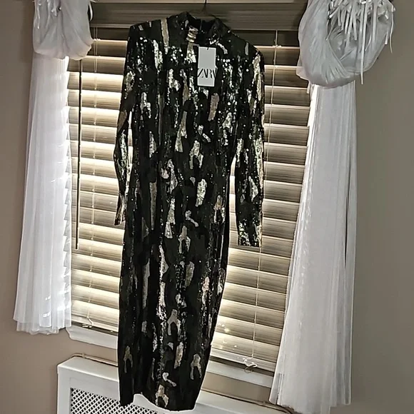 ZARA Camo Sequin Dress - Picture 5 of 15